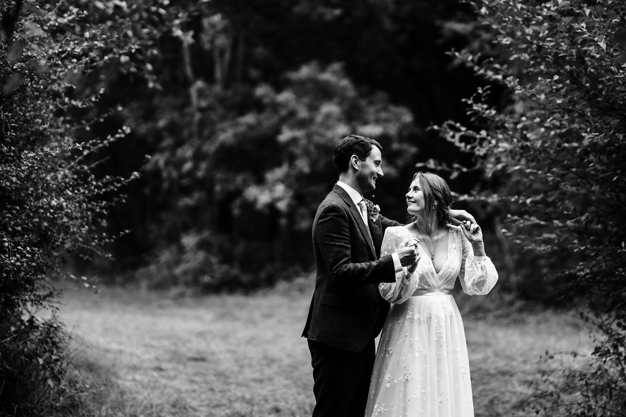 stratton court barn wedding photos