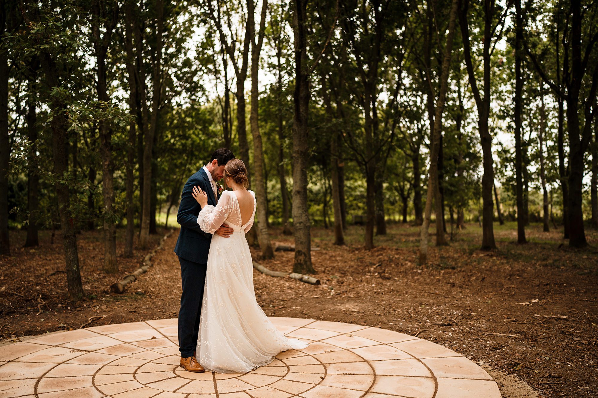 stratton court barn wedding photos