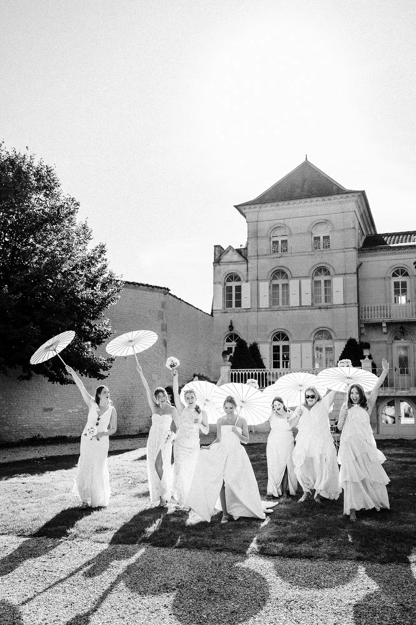 candid wedding photo by stephen walker
