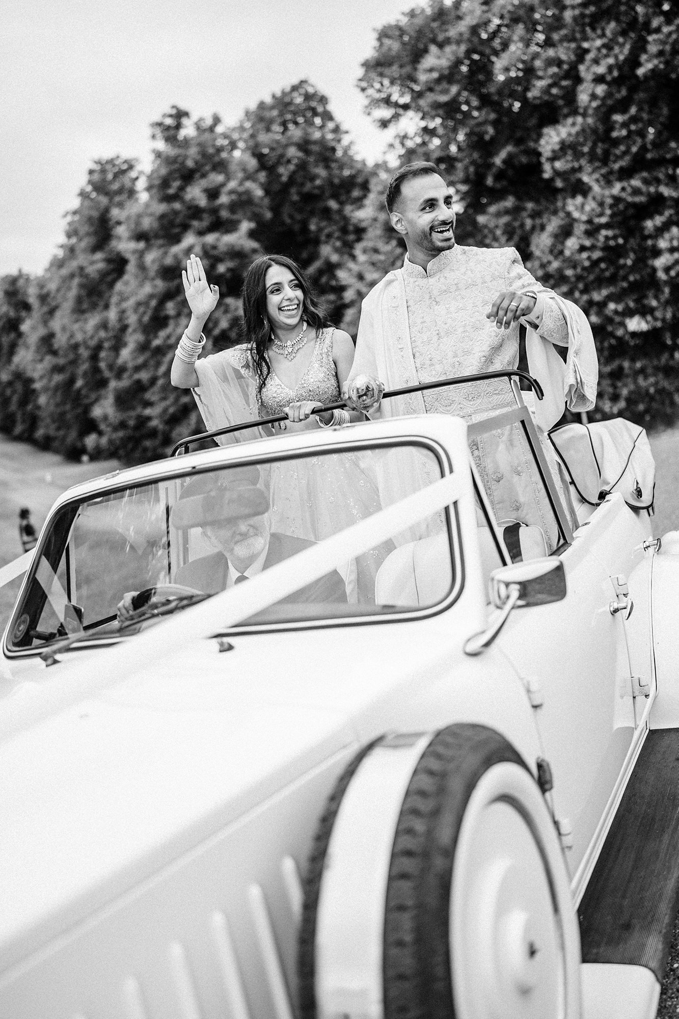 Couple portrait on the grounds at Braxted Park wedding venue