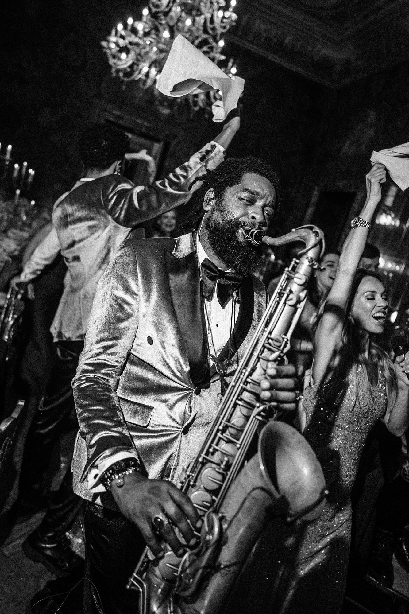 Bride and groom portraits in the evening