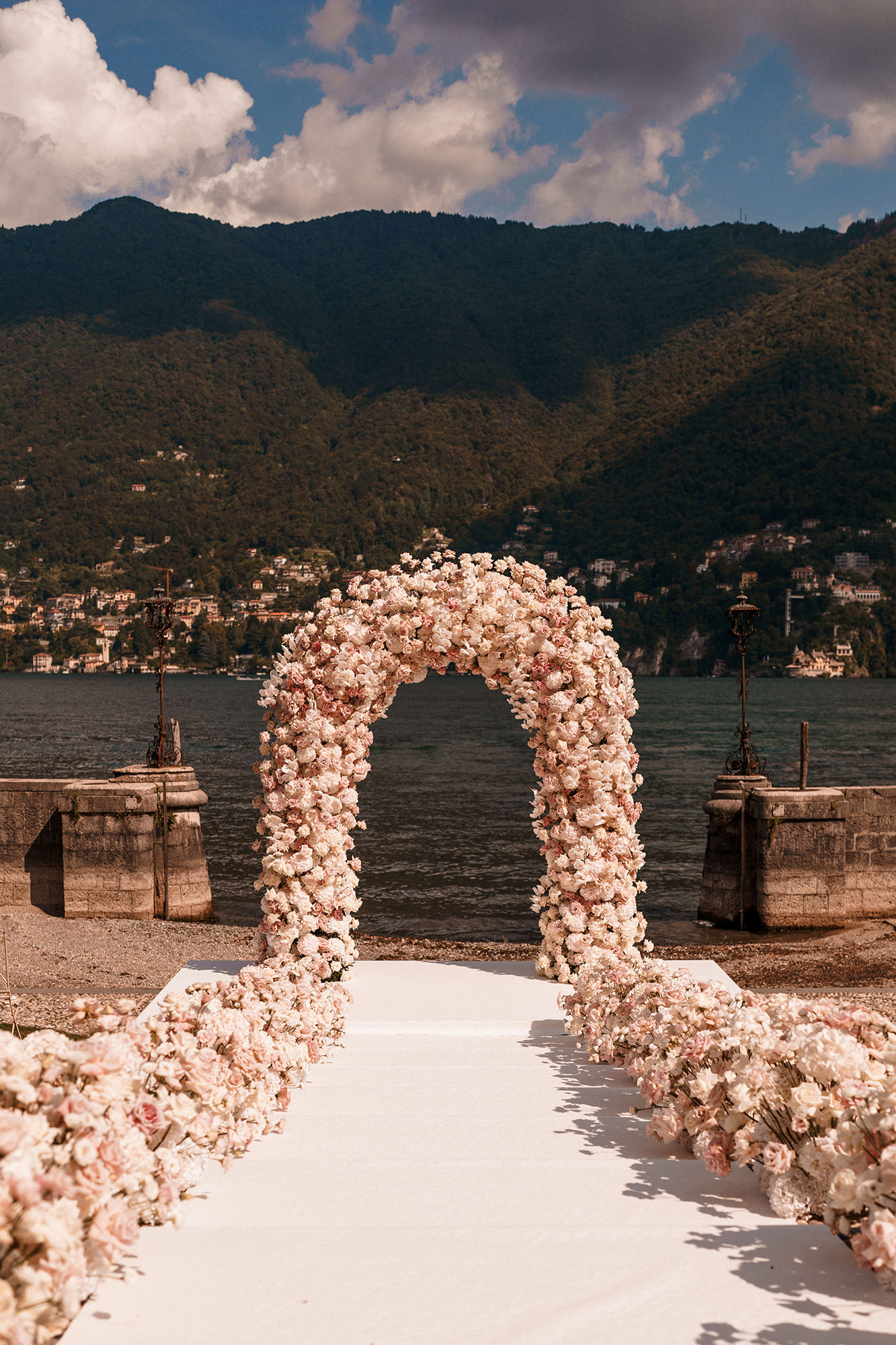 Flowers and ceremony details at Villa Erba
