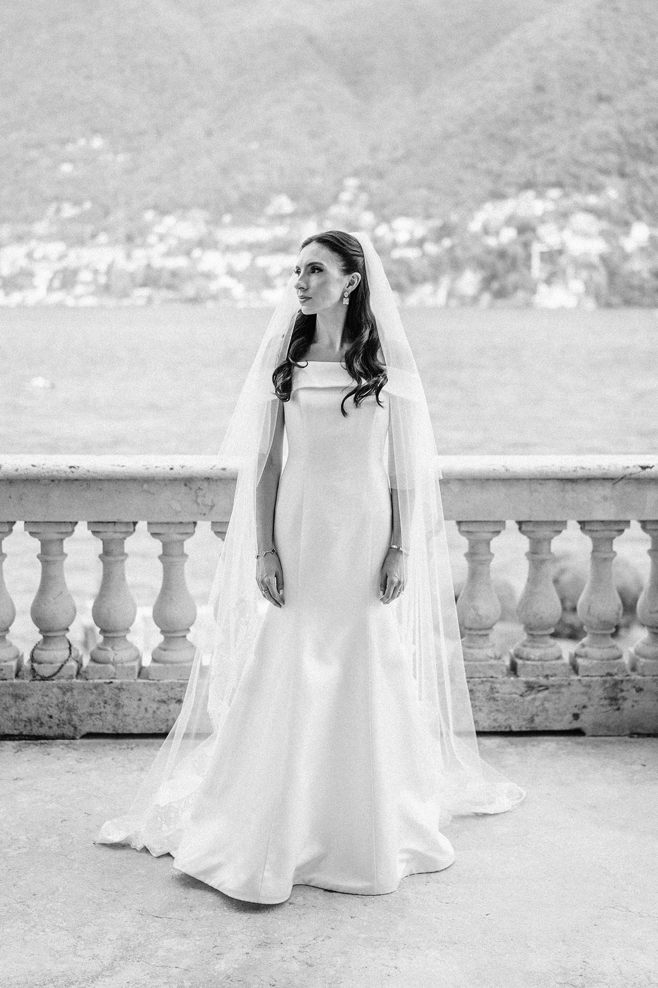 Black tie wedding ceremony at Villa Erba