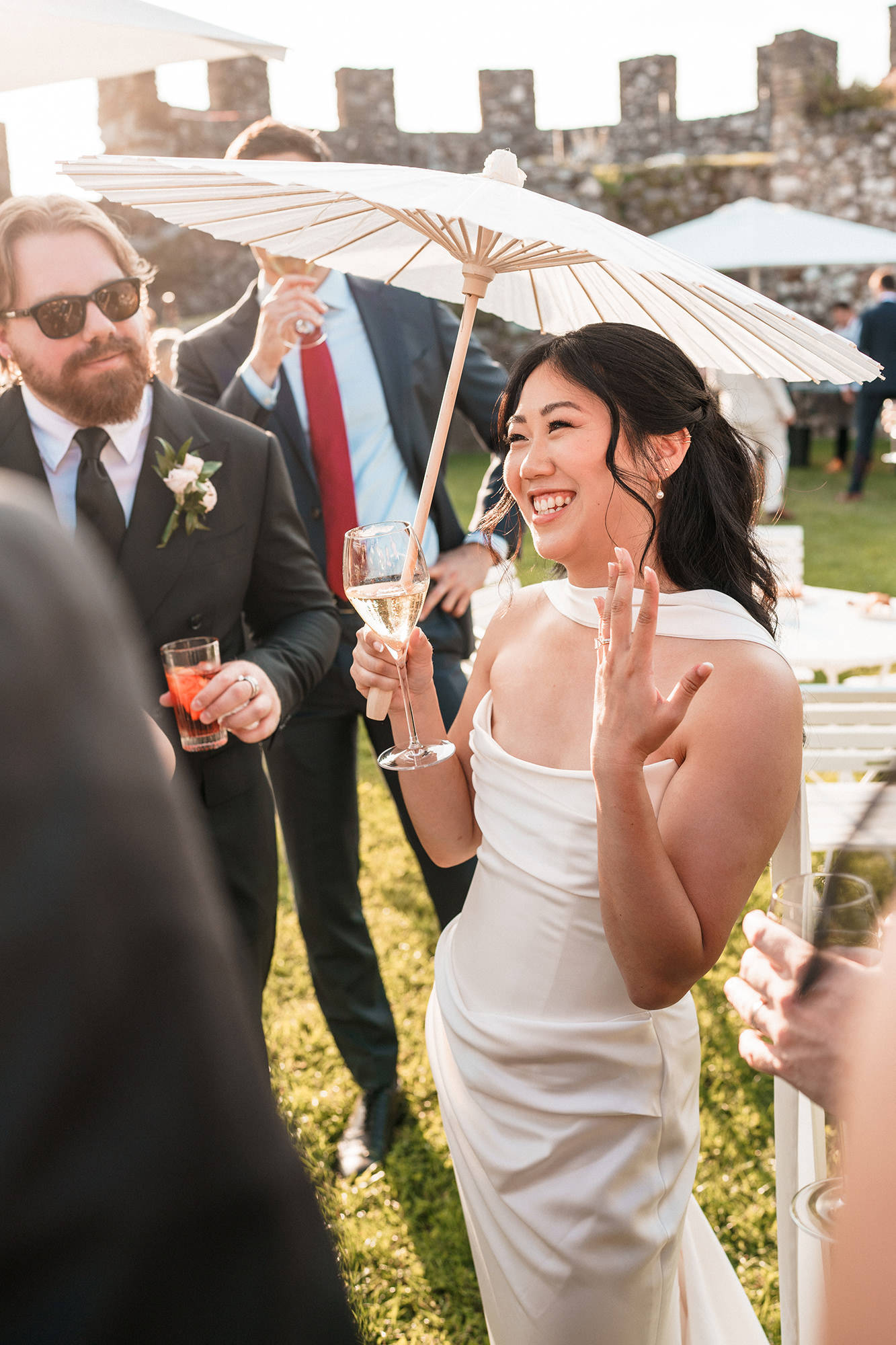 Natural, relaxed wedding photography in Italy
