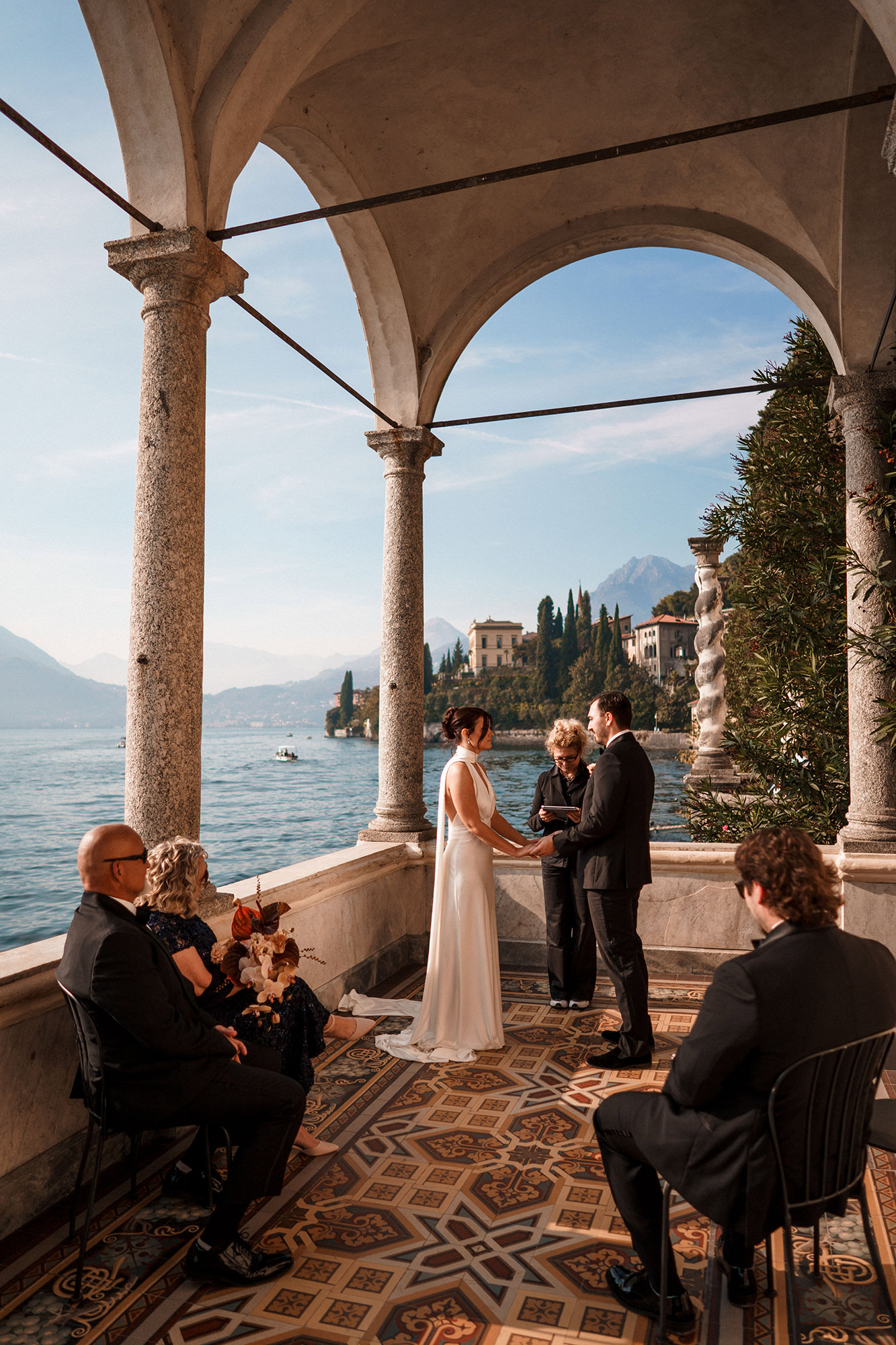 Italy destination wedding photographed by Stephen Walker