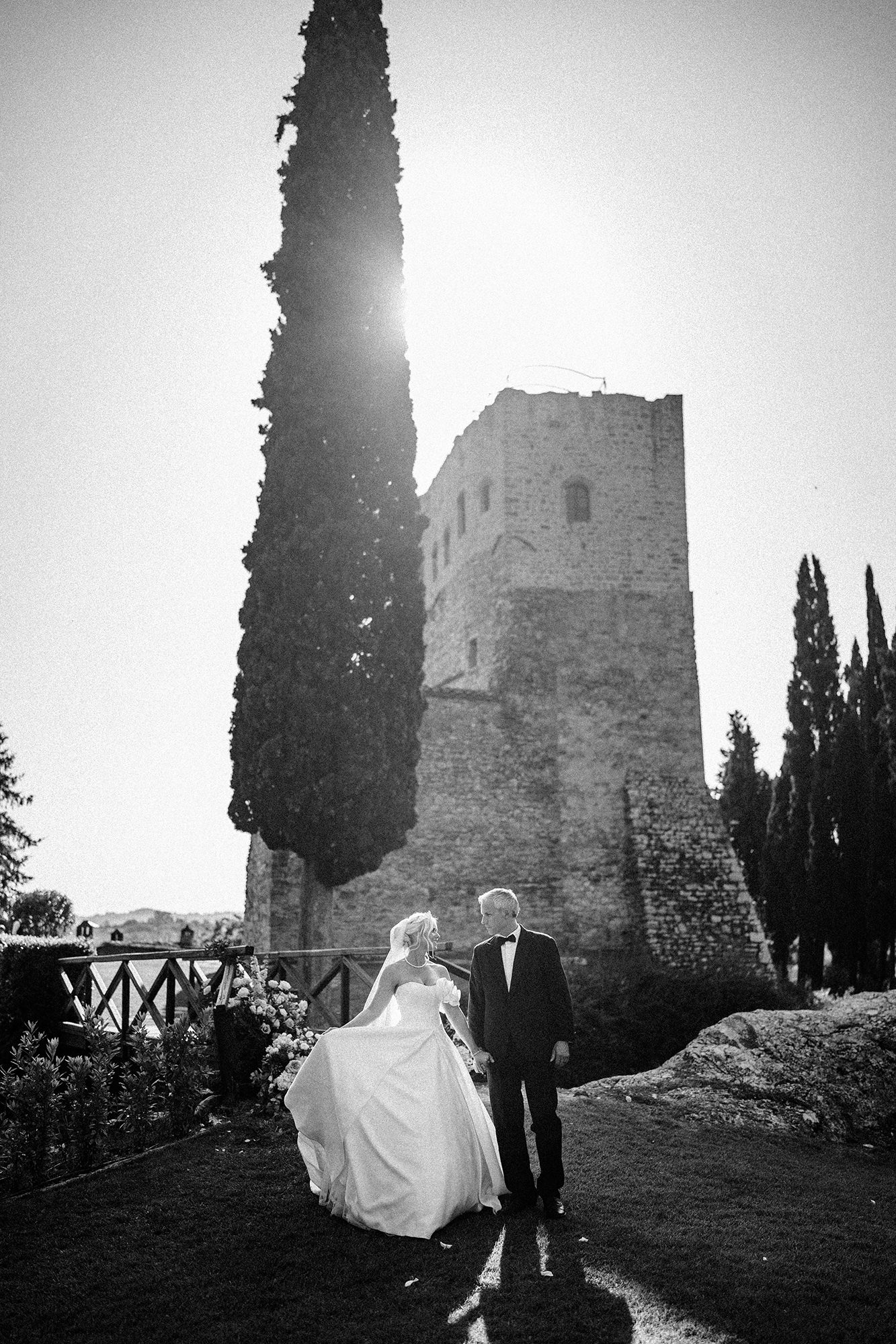 Italy destination wedding photographed by Stephen Walker
